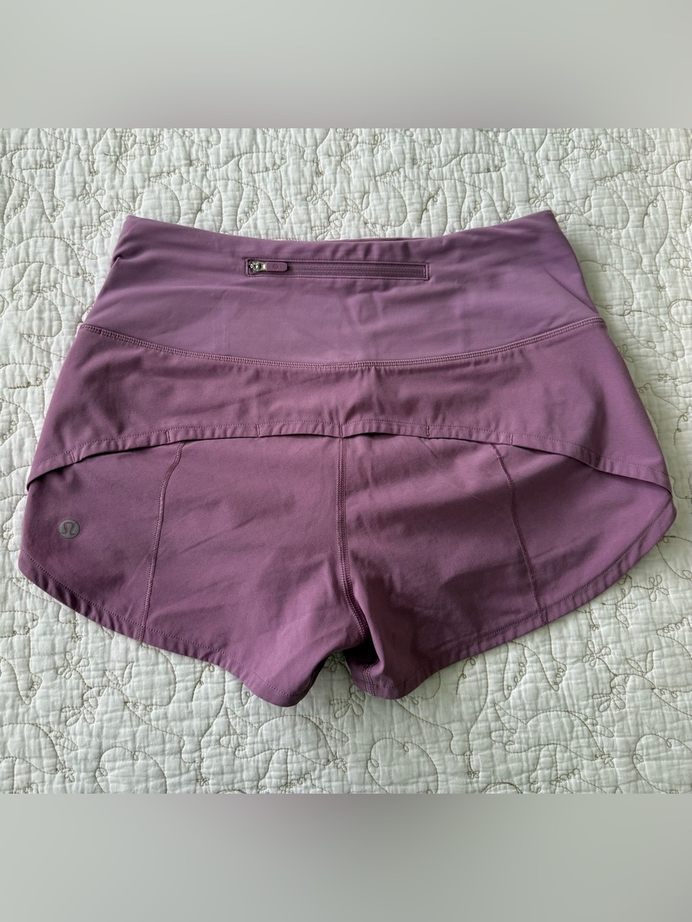 Lululemon Speed Up short, HR 2.5” size 4 - Picture 4 of 7
